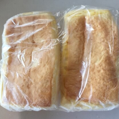 クリームが練り込まれたパンがたくさん余ったので冷凍しました(o^^o)